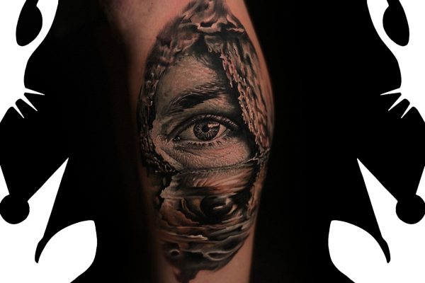 Near stuttgart the royal rat tattoo studio making super realistic tattoos. The realisitiy eye tattoo is a popular tattoo idea